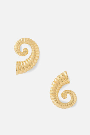YSSO 1989 Gold Statement Shell Earrings