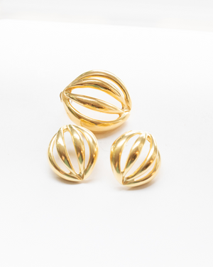 YSSO Flower Bud Medium Gold Earrings
