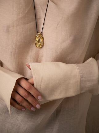 Hercules Knot Necklace