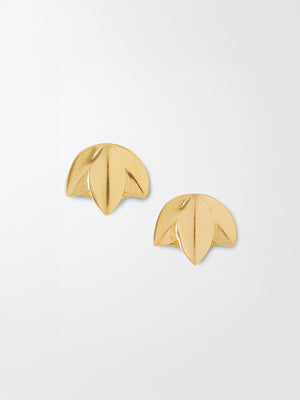 YSSO Tiny Leaf Gold Stud Earrings